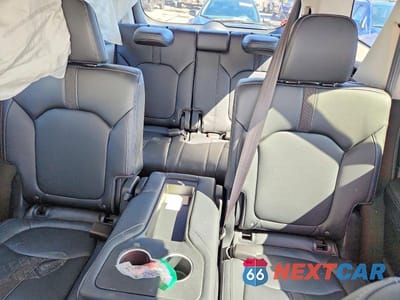 Zdjęcie 10 z 13 samochodu: 2025 HONDA PILOT TOURING VIN:5FNYG1H78SB111387 - miniatura