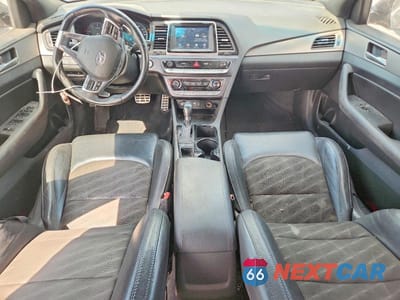 Zdjęcie 8 z 13 samochodu: 2018 HYUNDAI SONATA SPORT VIN:5NPE34AF6JH688744 - miniatura