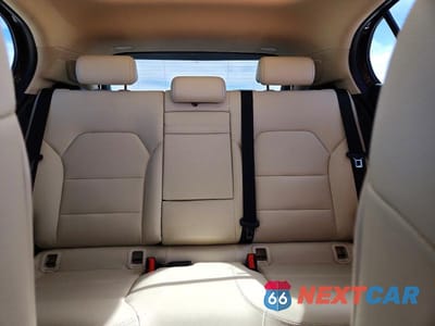 Zdjęcie 10 z 13 samochodu: 2016 MERCEDES-BENZ GLA 250 4MATIC VIN:WDCTG4GB4GJ197289 - miniatura