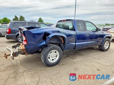 Trzecie zdjęcie samochodu z tyłu: 2002 DODGE DAKOTA SLT VIN:1B7GL42X92S688627 - miniatura