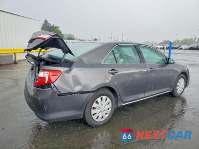 Trzecie zdjęcie samochodu z tyłu: 2013 TOYOTA CAMRY LE VIN:4T4BF1FK5DR277362 - miniatura