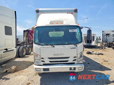 Piąte zdjęcie samochodu w środku: 2021 ISUZU NPR HD DELIVERY TRUCK VIN:54DC4W1D7MS206704 - miniatura