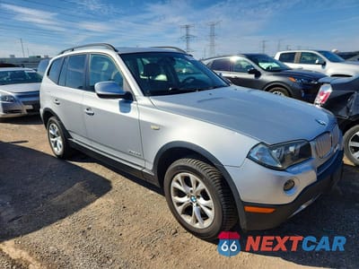 Czwarte zdjęcie samochodu z boku: 2010 BMW X3 XDRIVE30I VIN:WBXPC9C48AWJ32109 - miniatura