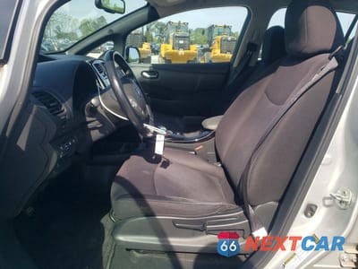 Zdjęcie 7 z 12 samochodu: 2013 NISSAN LEAF S VIN:1N4AZ0CP1DC407158 - miniatura