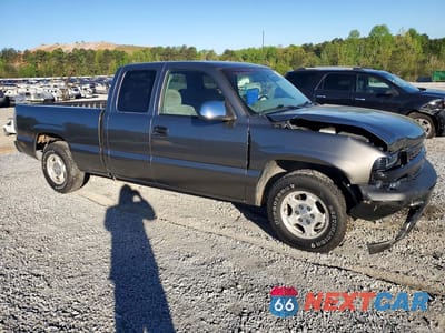 Czwarte zdjęcie samochodu z boku: 1999 CHEVROLET SILVERADO C1500 VIN:2GCEC19T0X1210855 - miniatura
