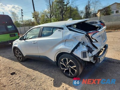 Drugie zdjęcie samochodu z przodu: 2022 TOYOTA C-HR XLE VIN:NMTKHMBX5NR144553 - miniatura
