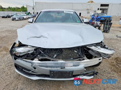Piąte zdjęcie samochodu w środku: 2016 BMW 328 XI SULEV VIN:WBA8E3G56GNT75506 - miniatura