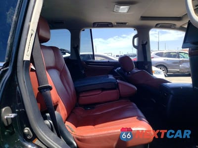 Zdjęcie 10 z 13 samochodu: 2018 LEXUS LX 570 VIN:JTJHY7AX1J4255800 - miniatura