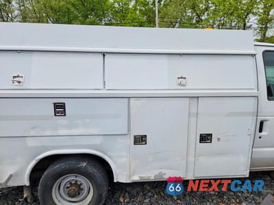 Zdjęcie 11 z 13 samochodu: 2014 FORD ECONOLINE E350 SUPER DUTY CUTAWAY VAN VIN:1FDWE3FL8EDA67424 - miniatura
