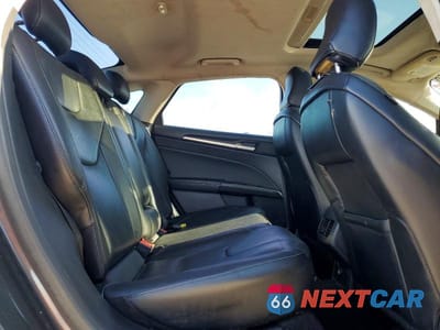 Zdjęcie 10 z 11 samochodu: 2020 FORD FUSION TITANIUM VIN:3FA6P0D93LR115278 - miniatura