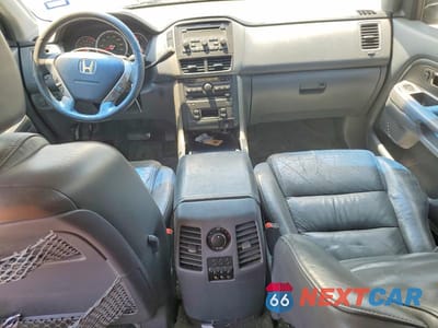 Zdjęcie 8 z 13 samochodu: 2006 HONDA PILOT EX VIN:5FNYF28686B010114 - miniatura