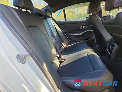 Zdjęcie 10 z 12 samochodu: 2024 BMW 330E VIN:3MW39FF04R8E66737 - miniatura