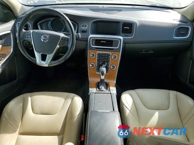 Zdjęcie 8 z 11 samochodu: 2016 VOLVO S60 PLATINUM VIN:LYV612TM8GB102175 - miniatura