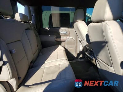 Zdjęcie 11 z 14 samochodu: 2022 CHEVROLET SILVERADO K3500 LTZ VIN:1GC4YUEY5NF191872 - miniatura
