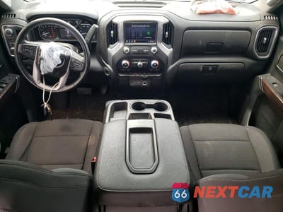 Zdjęcie 8 z 13 samochodu: 2021 GMC SIERRA C1500 ELEVATION VIN:3GTP8CEK4MG302931 - miniatura