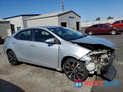 Czwarte zdjęcie samochodu z boku: 2017 TOYOTA COROLLA SE VIN:5YFBURHE1HP708387 - miniatura