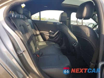 Zdjęcie 10 z 11 samochodu: 2019 MERCEDES-BENZ A 220 4MATIC VIN:WDD3G4FB9KW015286 - miniatura