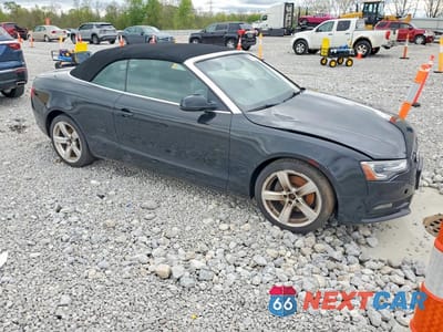Czwarte zdjęcie samochodu z boku: 2013 AUDI A5 PREMIUM VIN:WAUAFAFH3DN008881 - miniatura