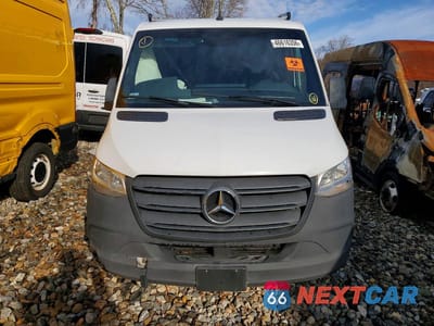 Piąte zdjęcie samochodu w środku: 2023 MERCEDES BENZ SPRINTER 2500 UTILITY / SERVICE VAN VIN:W1Y4NBHY6PT133830 - miniatura