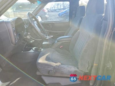 Zdjęcie 7 z 12 samochodu: 1999 CHEVROLET S TRUCK S10 VIN:1GCCS14X7XK228127 - miniatura