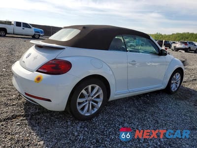 Trzecie zdjęcie samochodu z tyłu: 2017 VOLKSWAGEN BEETLE S VIN:3VW517ATXHM819995 - miniatura