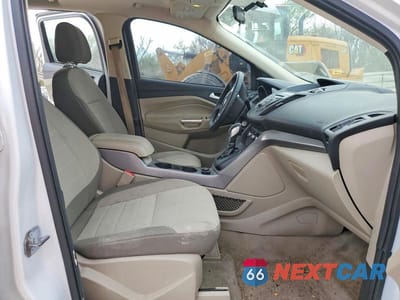 Zdjęcie 7 z 13 samochodu: 2015 FORD ESCAPE SE VIN:1FMCU9G91FUB32255 - miniatura