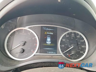 Zdjęcie 9 z 12 samochodu: 2018 NISSAN SENTRA S VIN:3N1AB7AP4JY231528 - miniatura