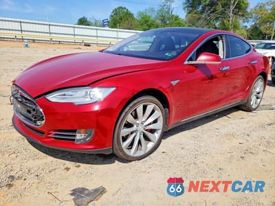 2014 TESLA MODEL S 5YJSA1H2XEFP62536 - główne zdjęcie licytacji z USA - miniatura