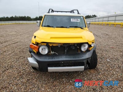 Piąte zdjęcie samochodu w środku: 2007 TOYOTA FJ CRUISER BASE VIN:JTEZU11F770002211 - miniatura