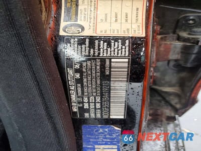 Zdjęcie 12 z 12 samochodu: 2011 MERCEDES-BENZ C 300 VIN:WDDGF5EB7BA419213 - miniatura