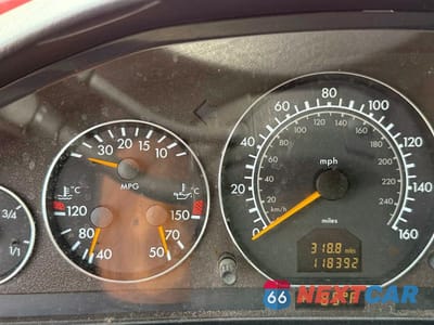 Zdjęcie 8 z 11 samochodu: 2000 MERCEDES-BENZ SL 500 VIN:WDBFA68F5YF193255 - miniatura