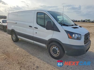 Czwarte zdjęcie samochodu z boku: 2019 FORD TRANSIT T-150 VIN:1FTYE1YM1KKA37289 - miniatura