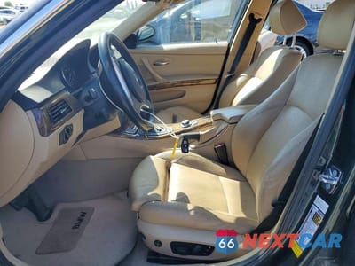 Zdjęcie 7 z 12 samochodu: 2008 BMW 335 I VIN:WBAVB73548P102112 - miniatura