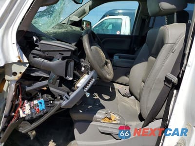 Zdjęcie 7 z 11 samochodu: 2017 CHEVROLET SILVERADO C2500 HEAVY DUTY VIN:1GC1CUEG7HF167652 - miniatura