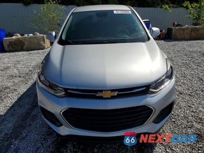 Piąte zdjęcie samochodu w środku: 2020 CHEVROLET TRAX LS VIN:3GNCJKSBXLL196371 - miniatura