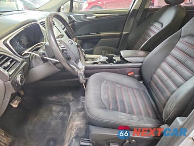 Zdjęcie 7 z 12 samochodu: 2015 FORD FUSION SE VIN:1FA6P0H75F5119574 - miniatura