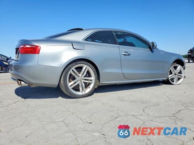 Trzecie zdjęcie samochodu z tyłu: 2009 AUDI S5 QUATTRO VIN:WAURV78T49A036147 - miniatura