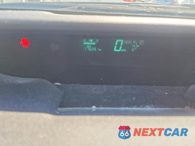 Zdjęcie 9 z 11 samochodu: 2004 TOYOTA PRIUS BASE VIN:JTDKB20U640008787 - miniatura