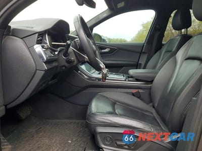 Zdjęcie 7 z 14 samochodu: 2021 AUDI Q7 PREMIUM PLUS VIN:WA1LJAF72MD011840 - miniatura