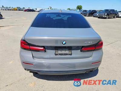 Zdjęcie 6 z 13 samochodu: 2021 BMW 530E VIN:WBA13AG01MCG44232 - miniatura