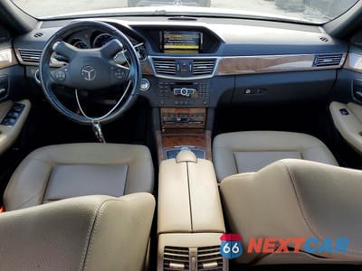 Zdjęcie 8 z 12 samochodu: 2012 MERCEDES-BENZ E 350 4MATIC VIN:WDDHF8JB5CA615244 - miniatura