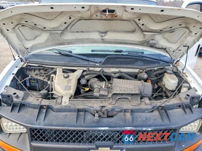 Zdjęcie 11 z 12 samochodu: 2010 CHEV EXPRESS G2500 VIN:1GCZGFDAXA1163985 - miniatura