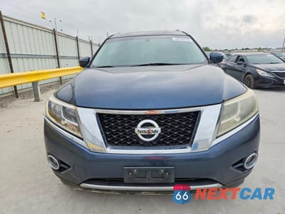 Piąte zdjęcie samochodu w środku: 2014 NISSAN PATHFINDER S VIN:5N1AR2MN2EC642667 - miniatura