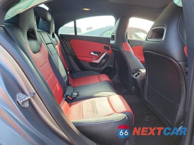 Zdjęcie 10 z 12 samochodu: 2021 MERCEDES-BENZ CLA 45 AMG VIN:W1K5J5DB9MN178662 - miniatura