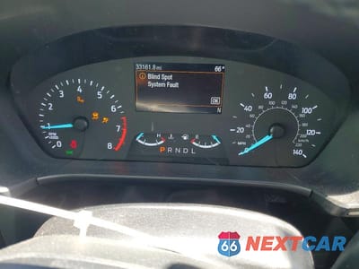 Zdjęcie 9 z 13 samochodu: 2021 FORD ESCAPE SE VIN:1FMCU0G6XMUB27523 - miniatura
