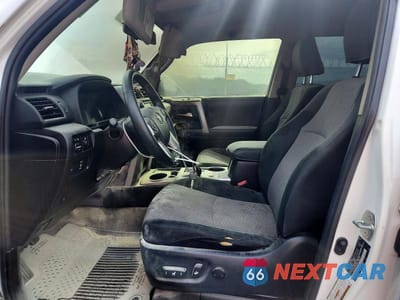 Zdjęcie 7 z 13 samochodu: 2018 TOYOTA 4RUNNER SR5 VIN:JTEZU5JR5J5188715 - miniatura