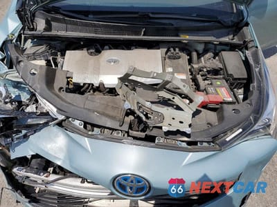 Zdjęcie 11 z 12 samochodu: 2017 TOYOTA PRIUS THREE TOURING VIN:JTDKARFU6H3040016 - miniatura