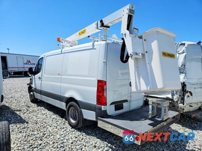 Trzecie zdjęcie samochodu z tyłu: 2024 MERCEDES-BENZ SPRINTER 3500 XD VAN WITH BUCKET LIFT VIN:W1Y8NB3Y8RT164105 - miniatura