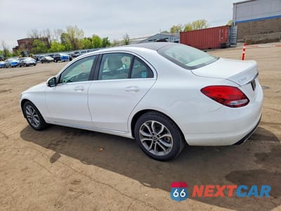 Drugie zdjęcie samochodu z przodu: 2017 MERCEDES-BENZ C 300 4MATIC VIN:55SWF4KB0HU211788 - miniatura