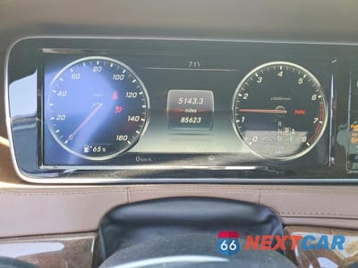 Zdjęcie 9 z 12 samochodu: 2016 MERCEDES-BENZ S 550 VIN:WDDUG8CB7GA239886 - miniatura